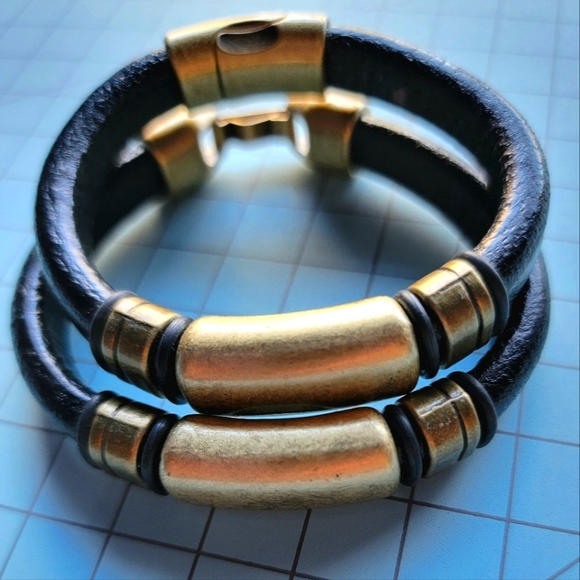 Brass and Leather bracelets - Picture 1 of 8